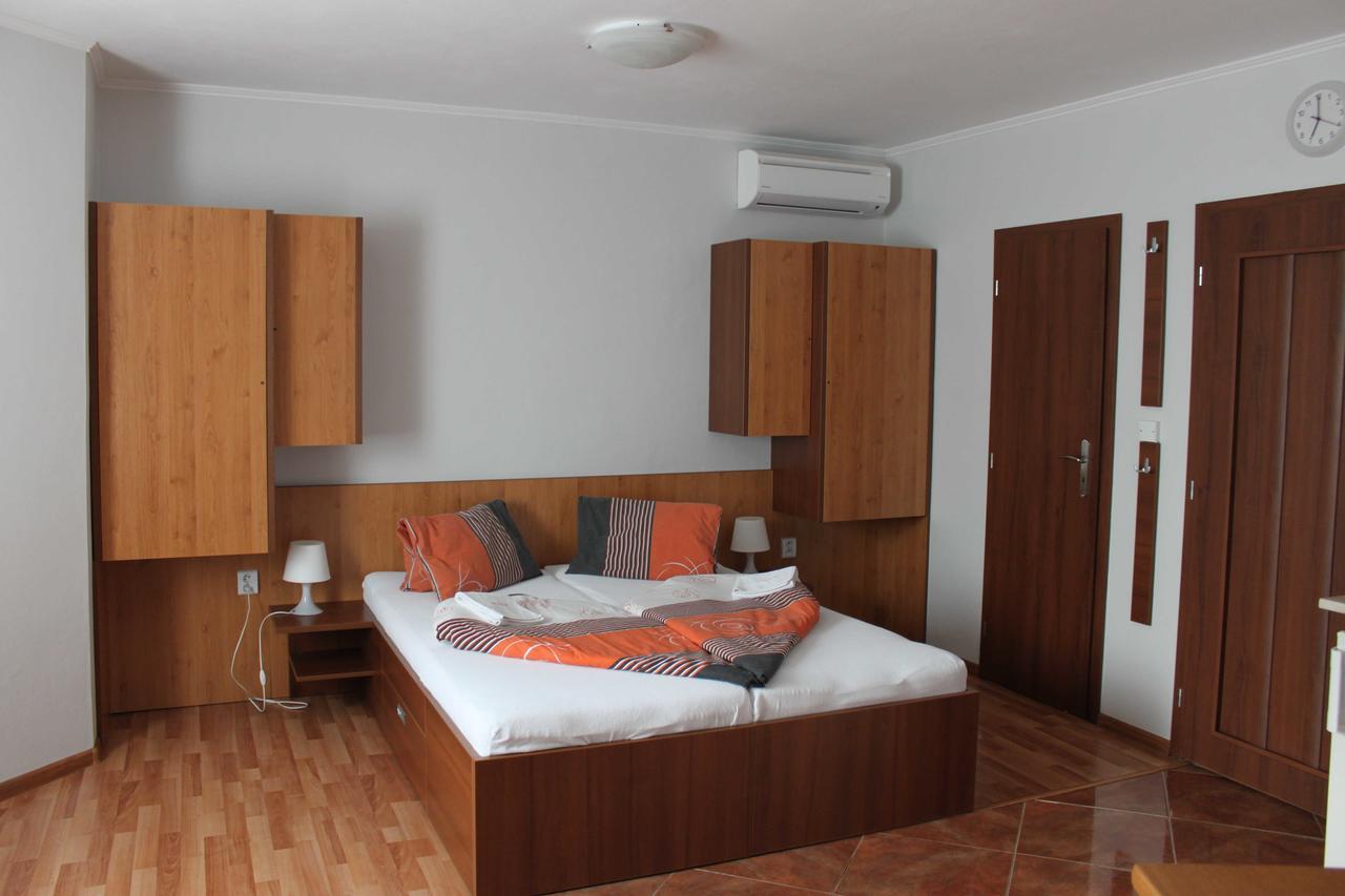 Privat Arcadia Apartman Bellegszencse Kültér fotó